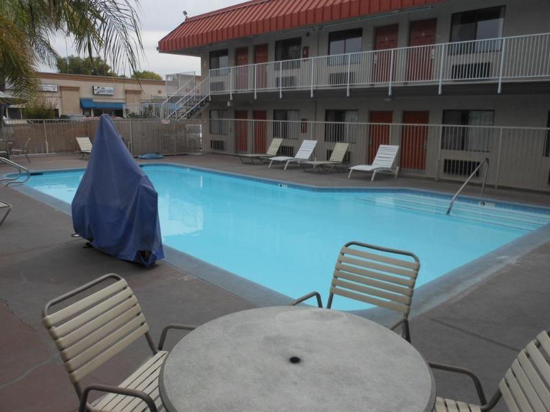Motel 6-Fresno, Ca - Yosemite Hwy Εξωτερικό φωτογραφία