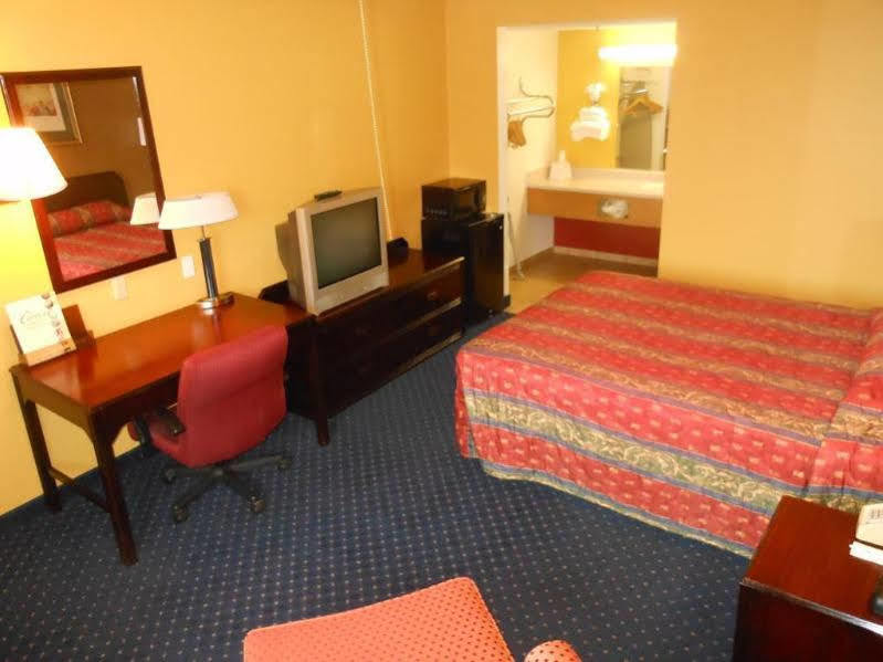 Motel 6-Fresno, Ca - Yosemite Hwy Εξωτερικό φωτογραφία