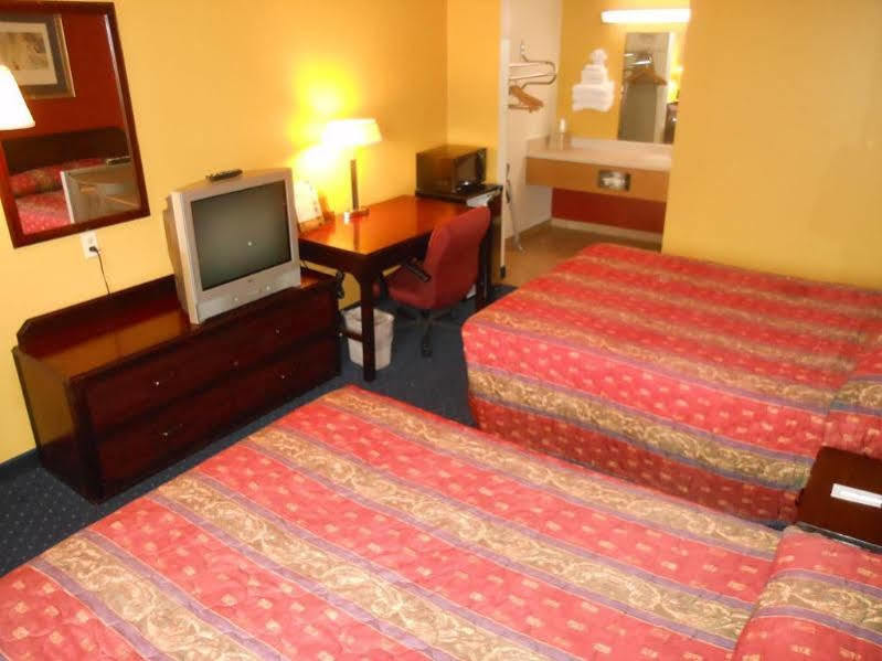 Motel 6-Fresno, Ca - Yosemite Hwy Εξωτερικό φωτογραφία